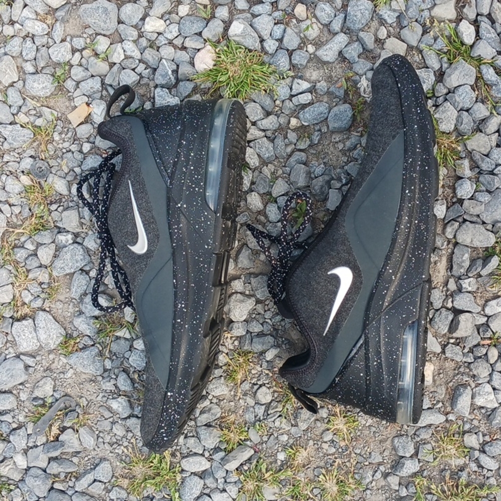 Last call Nike Air motion 2 size 9 men/10.5 women - Picture 8 of 9